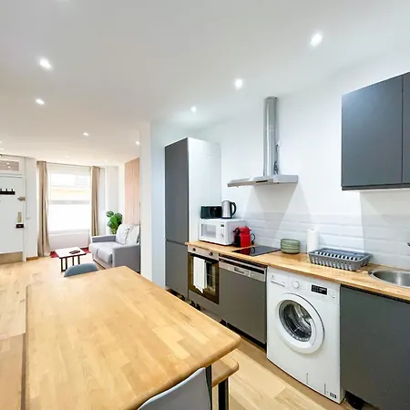 Urban Flat 198 - Maison De Basfroi * Paris